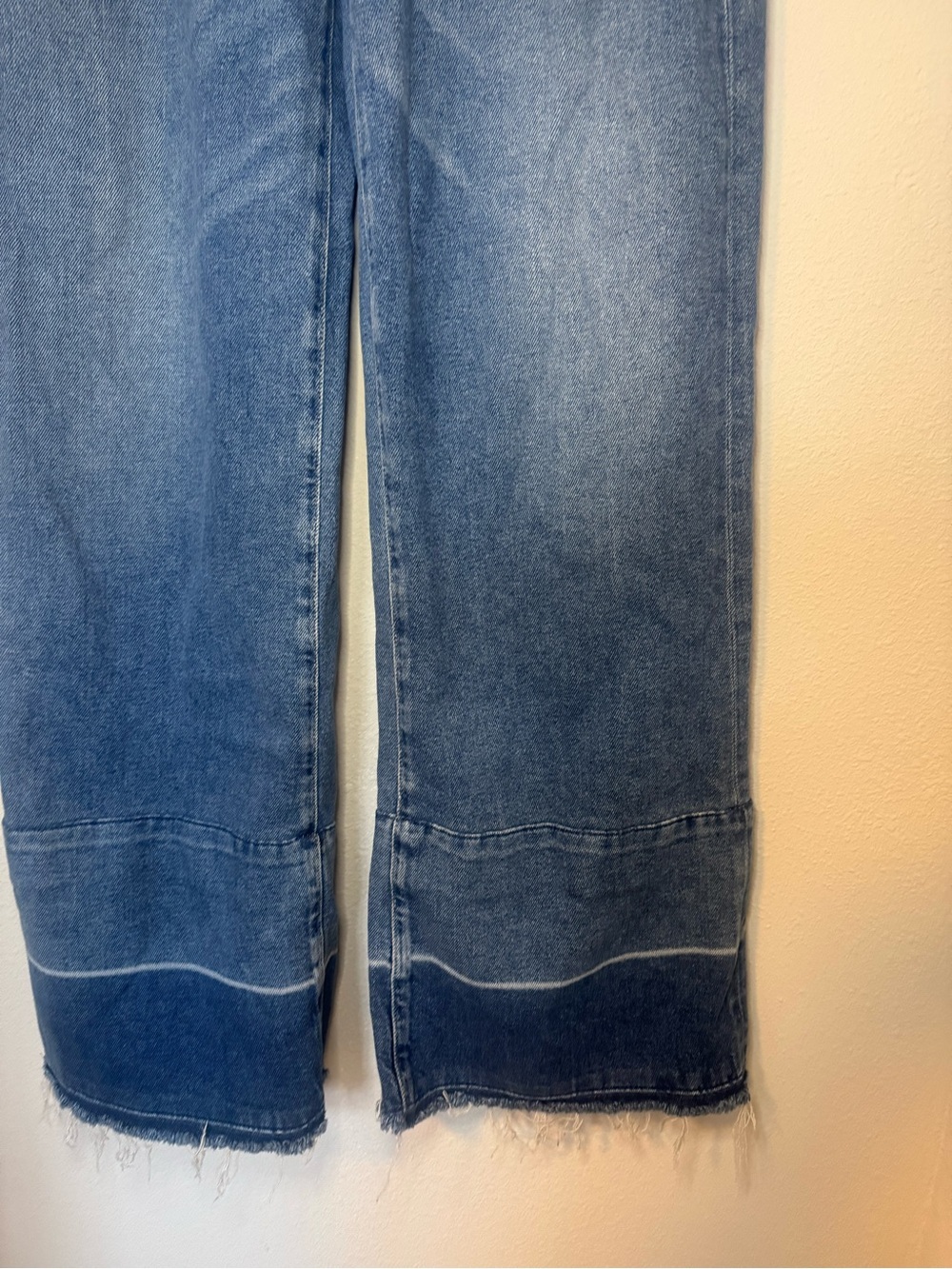 Seven for All Mankind Luxe Vintage The Ultra High Rise Jo Jeans - Picture 2 of 9